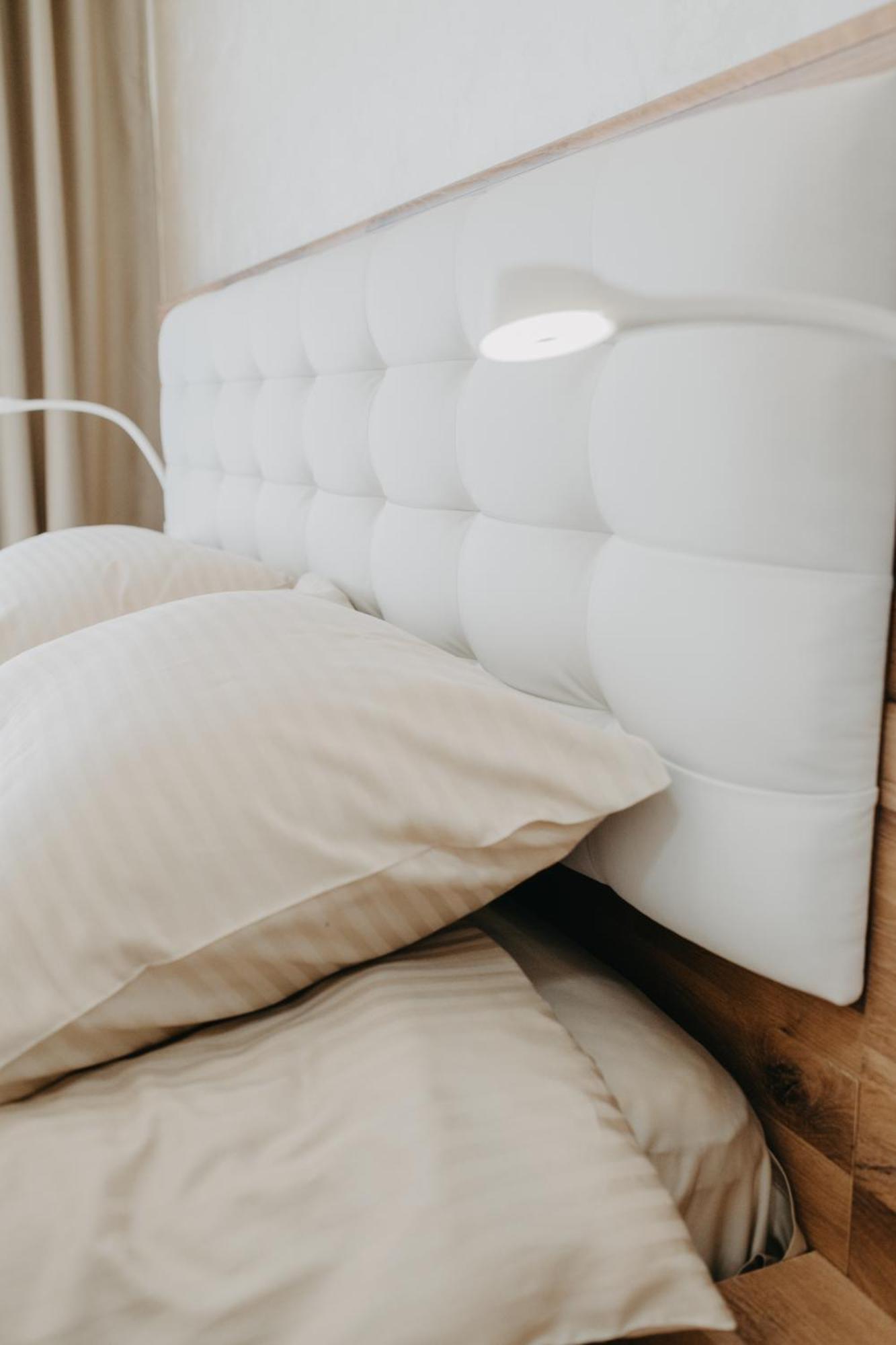 Prenociste Park Bed and Breakfast Modrica Buitenkant foto