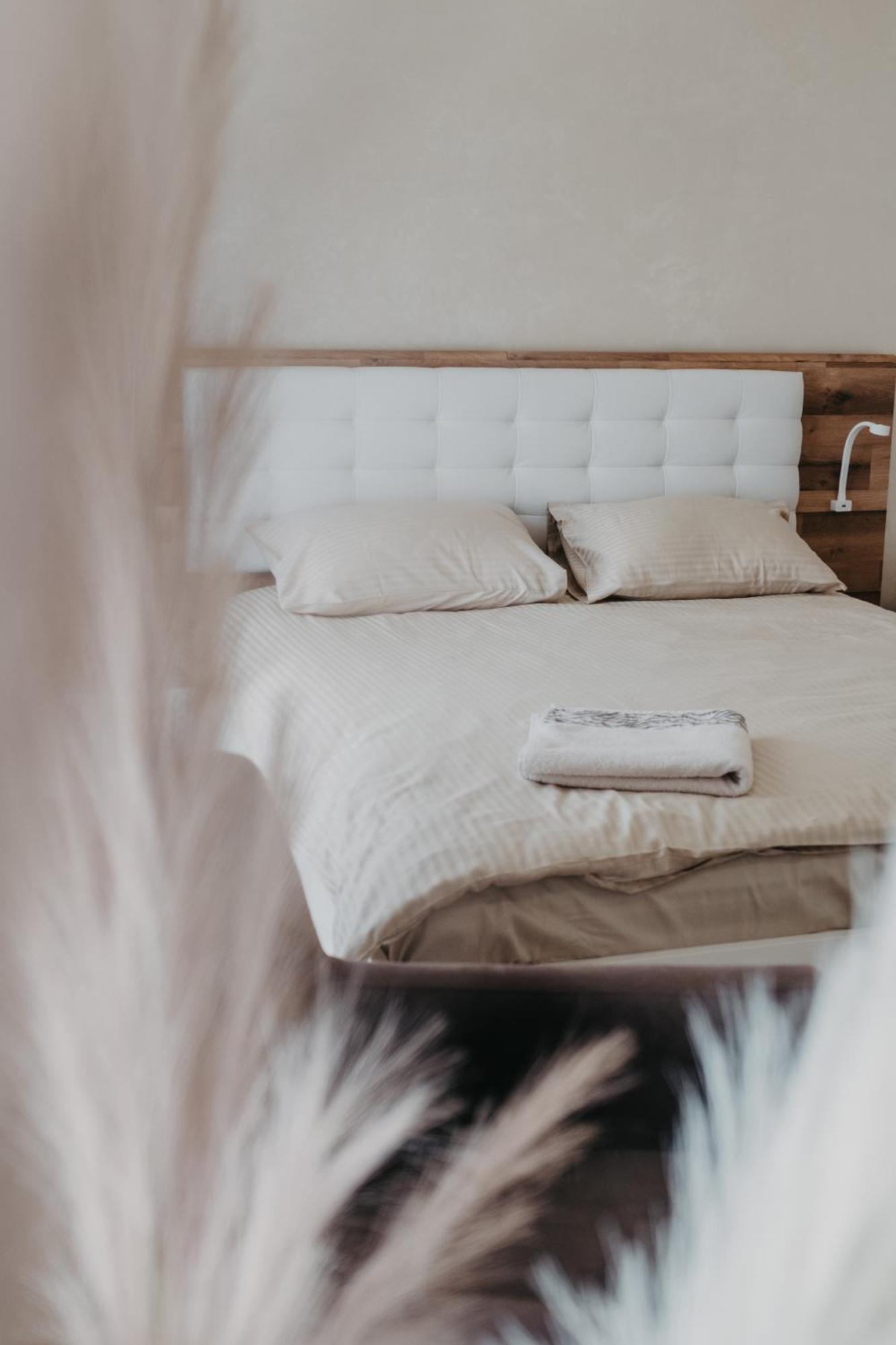 Prenociste Park Bed and Breakfast Modrica Buitenkant foto