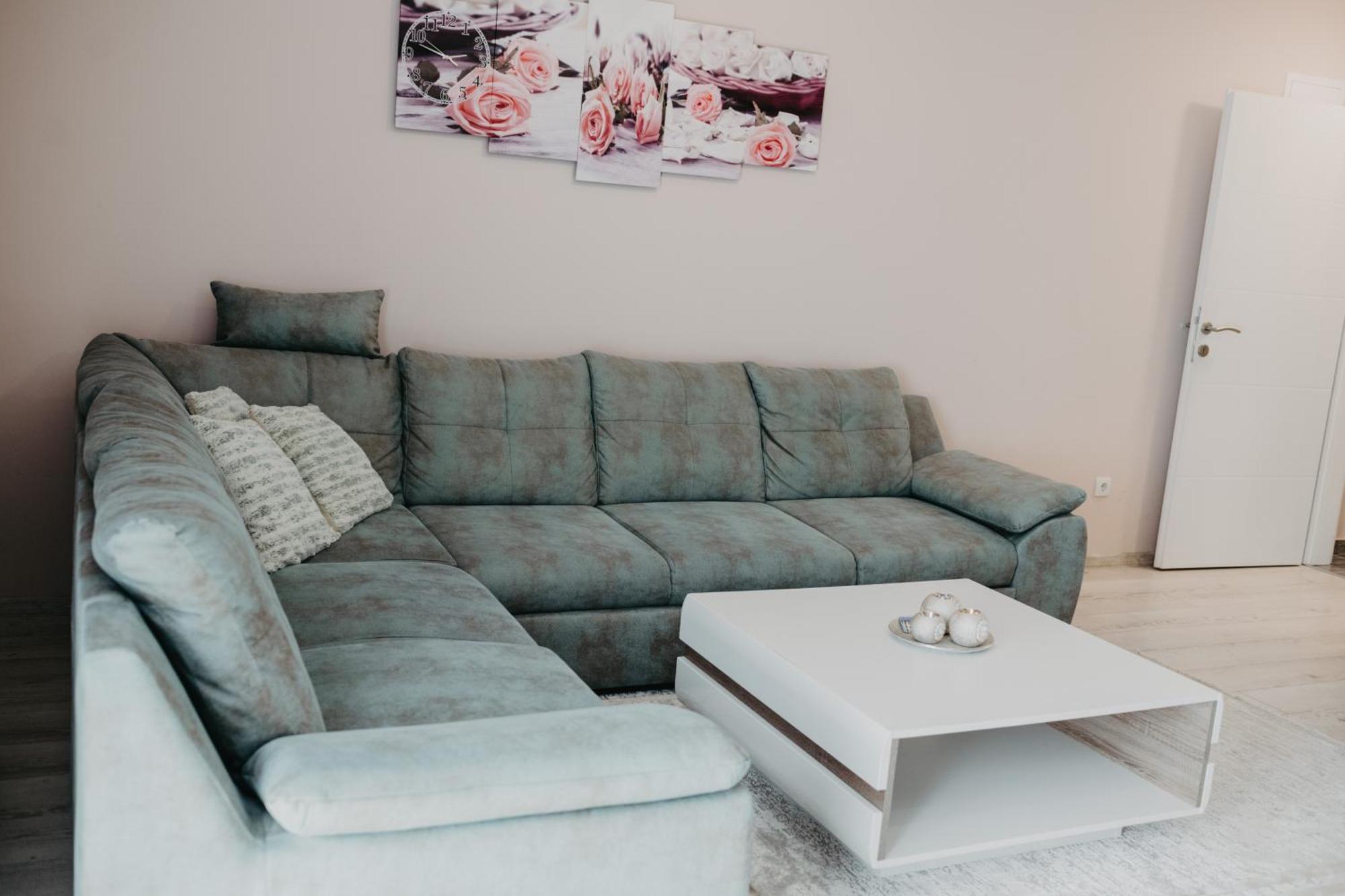 Prenociste Park Bed and Breakfast Modrica Buitenkant foto