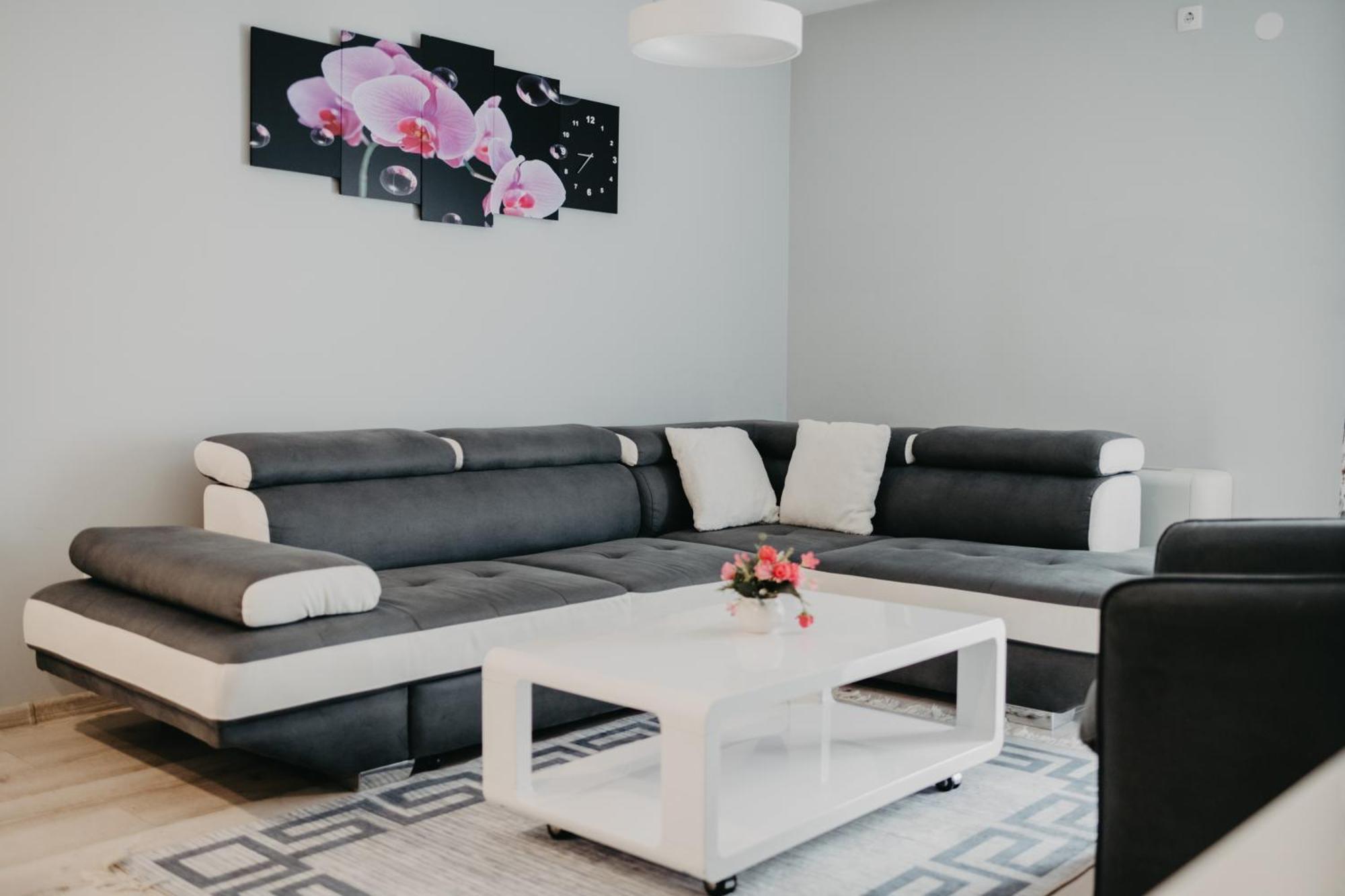 Prenociste Park Bed and Breakfast Modrica Buitenkant foto